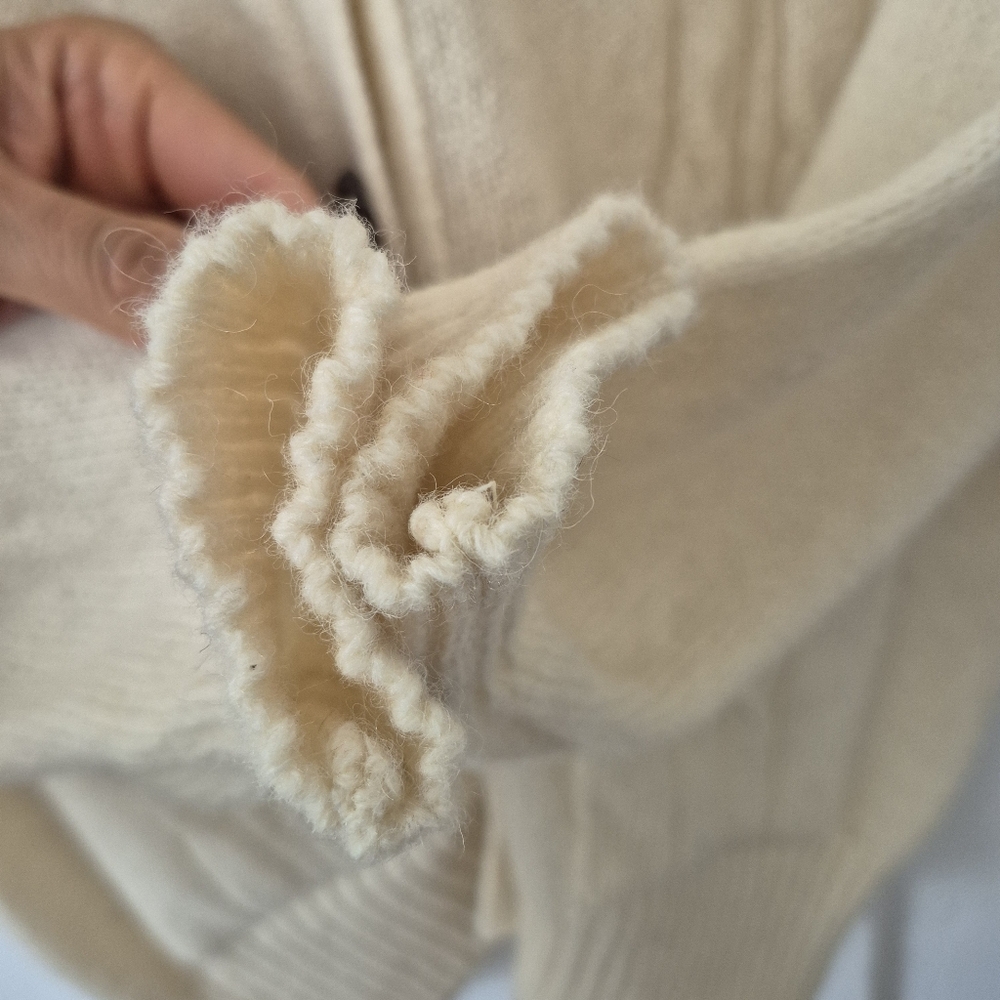 Vintage Grandmacore Wool Cable Knit Button Front Cardigan Sweater Tabi Int Sz M - Picture 6 of 9